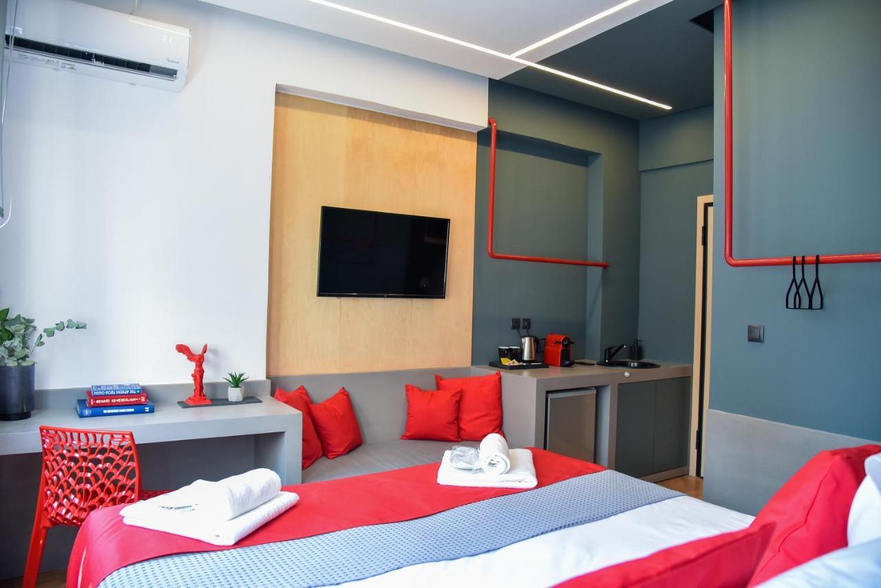 Central44 Lol Budget Room @Ermou Street Atene Esterno foto